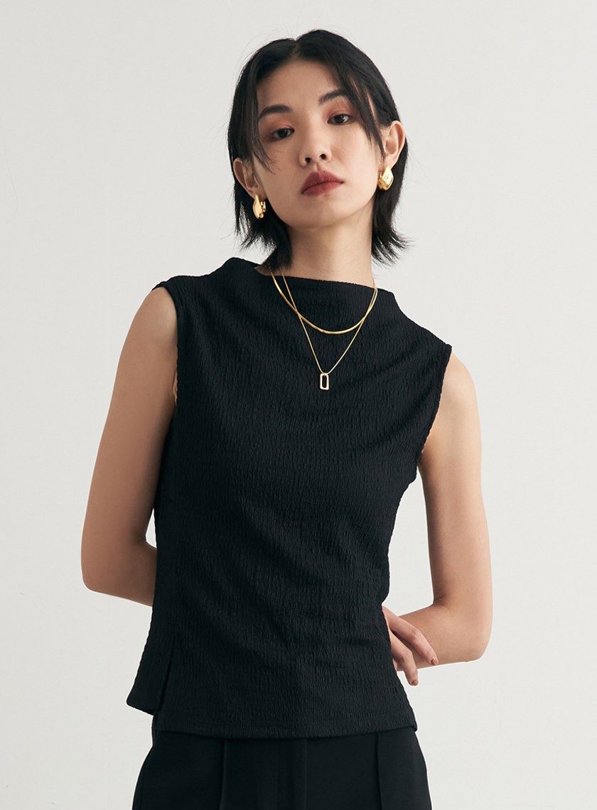 肌理感彈性無袖半高領上衣